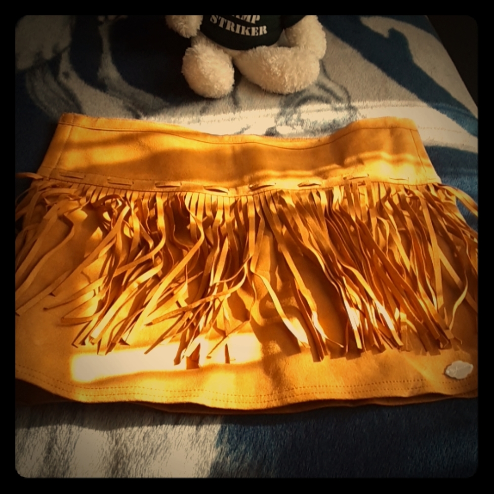 Girls yellow tassel skirt